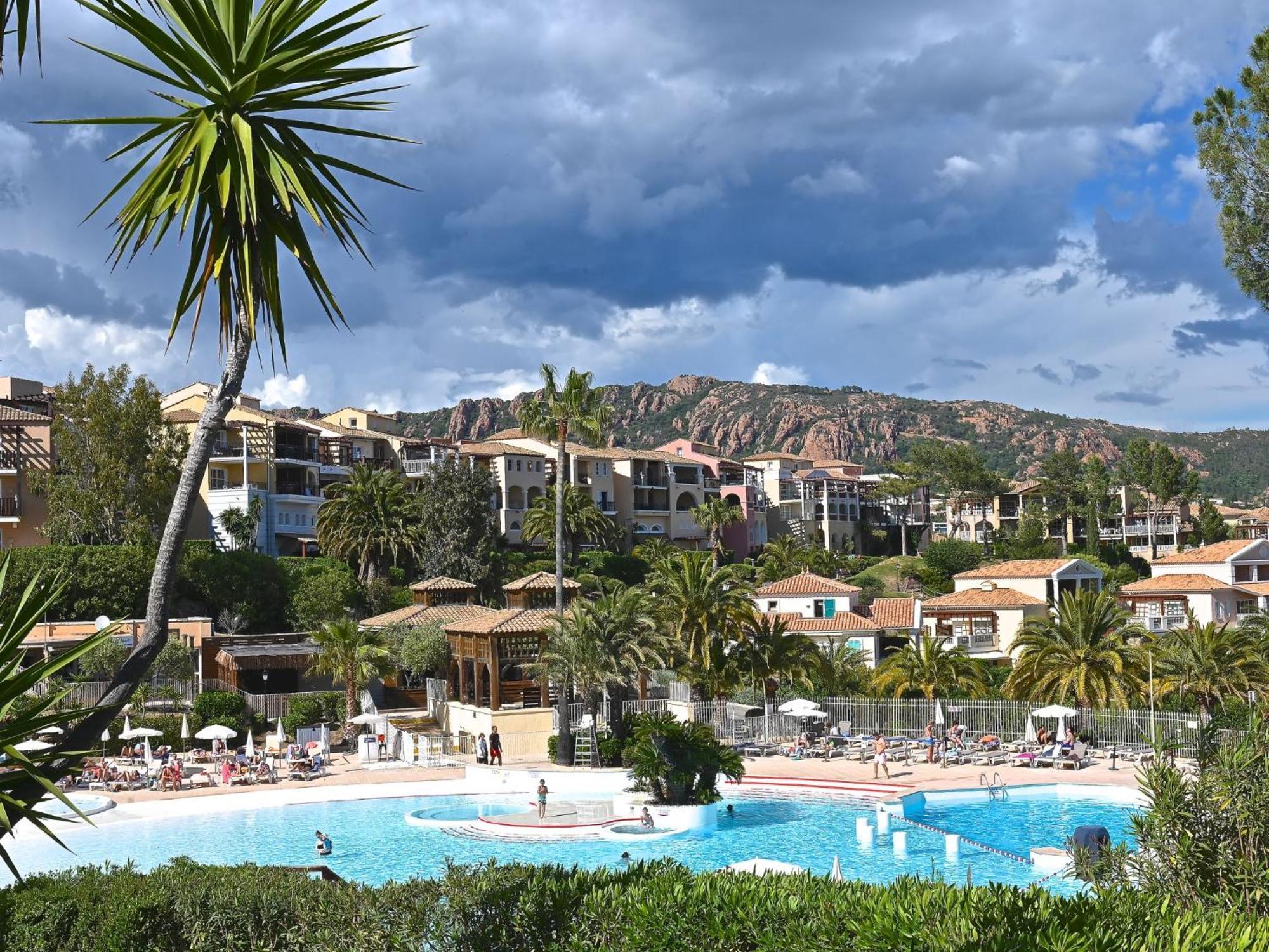 Studio Village Cap Esterel - Le Village-72 By Interhome แซ็งต์-ราฟาเอล ภายนอก รูปภาพ